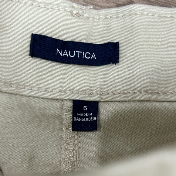 Nautica Women’s size 6 Khaki Shorts w/ Pockets Desert Khaki New with Tags - Picture 3 of 5